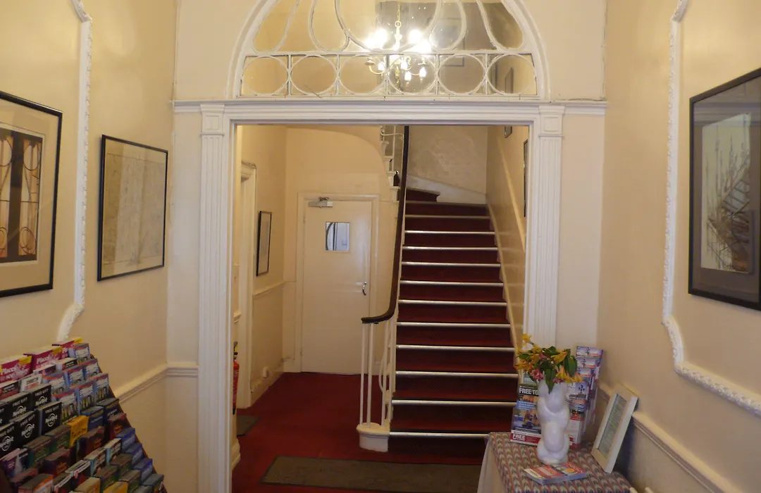 Pickwick Hall - Hostel-1